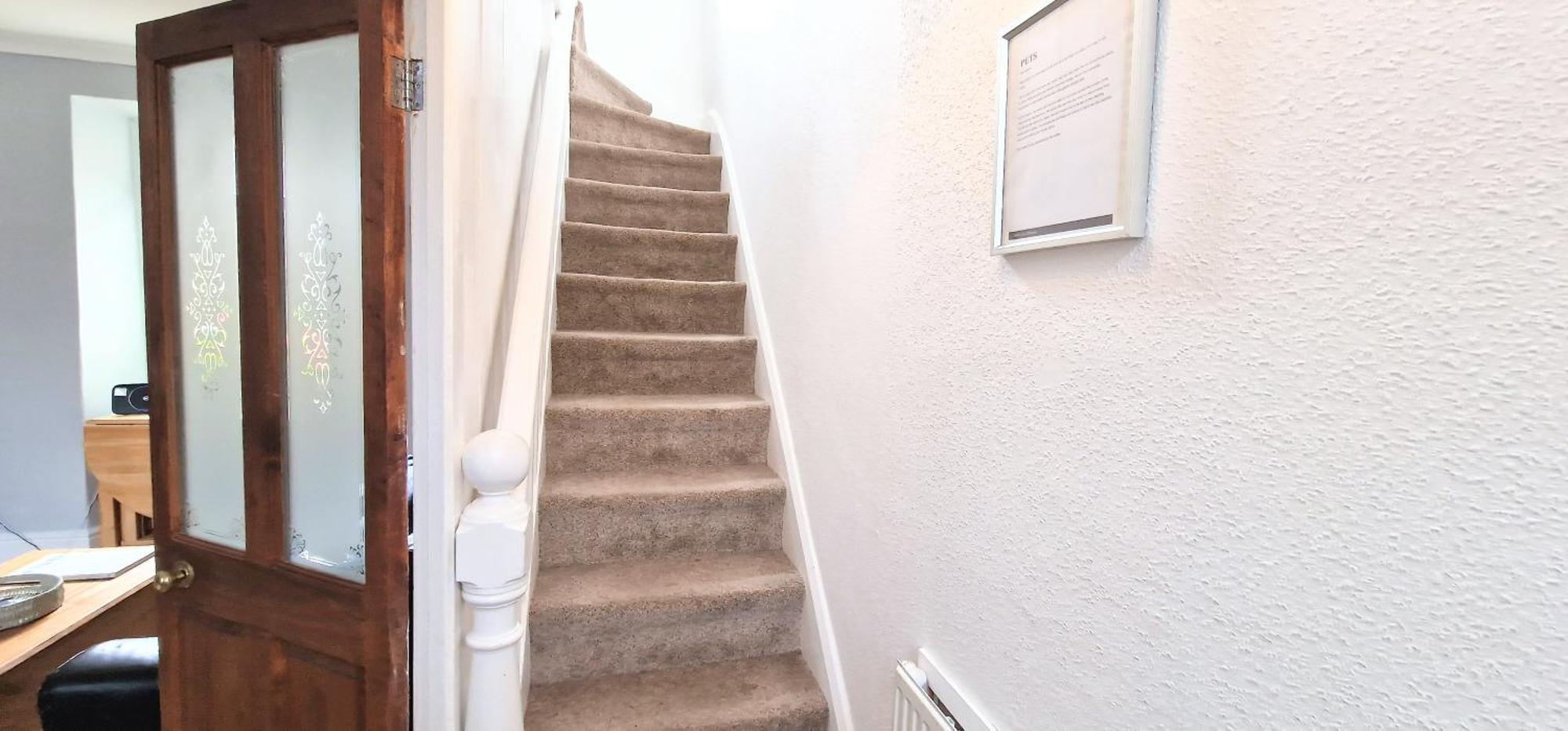 Cheerful 2 Bed Home With Mountain Views 布莱奈费斯蒂尼奥格 外观 照片
